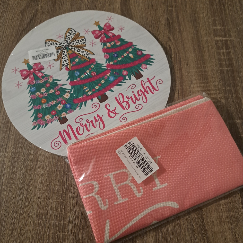 🌟3 For $12 🌟 Merry & Bright What in sign and pink Holiday Pillow case
